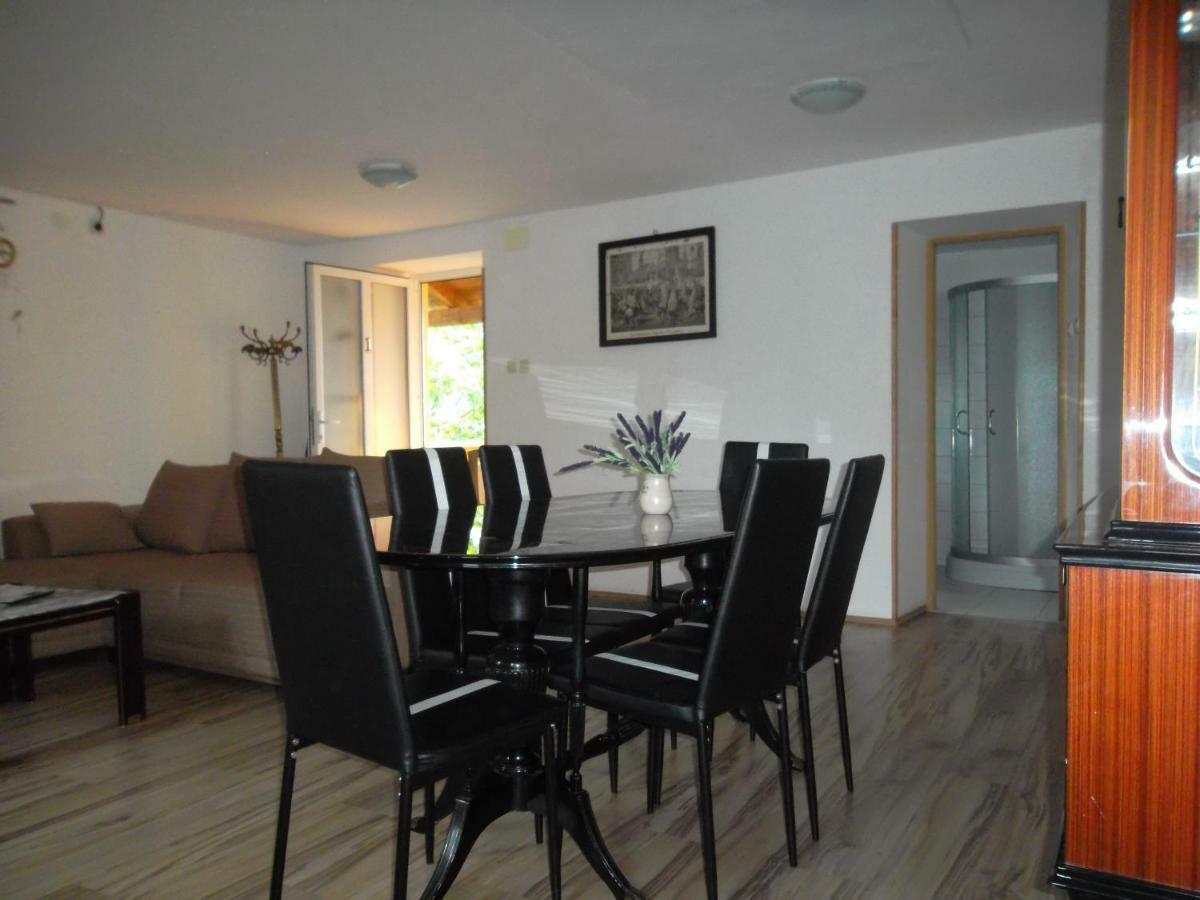 Hodak Apartment Nerezine Exterior photo