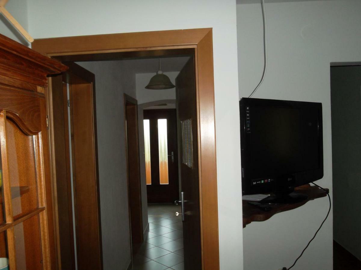 Hodak Apartment Nerezine Exterior photo