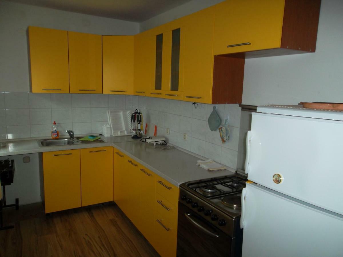 Hodak Apartment Nerezine Exterior photo