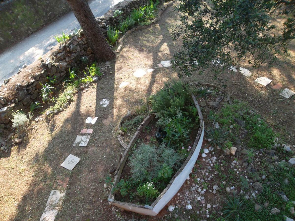 Hodak Apartment Nerezine Exterior photo