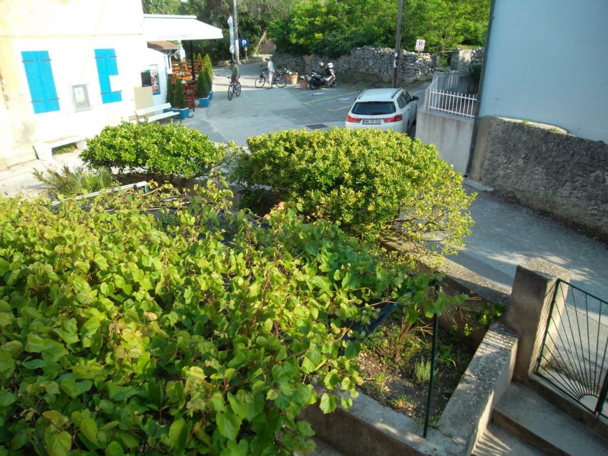 Hodak Apartment Nerezine Exterior photo