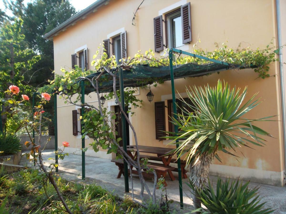 Hodak Apartment Nerezine Exterior photo